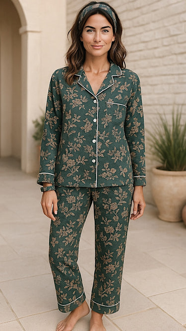 Daniela 🍀 Linen